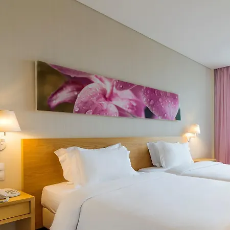 Отель Hf Fenix Garden 3*