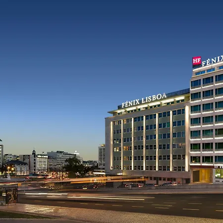 Hf Fenix Garden Hotell 3*