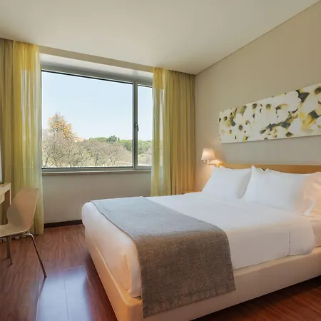 Hotel Hf Fénix Garden Lisbona
