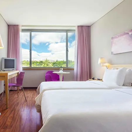 Hf Fenix Garden Hotell