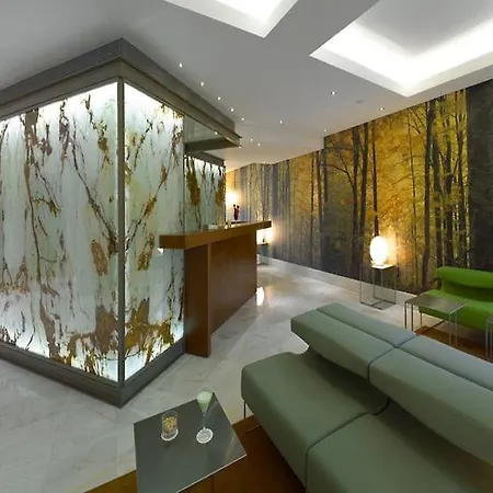 Hf Fenix Garden Лиссабон