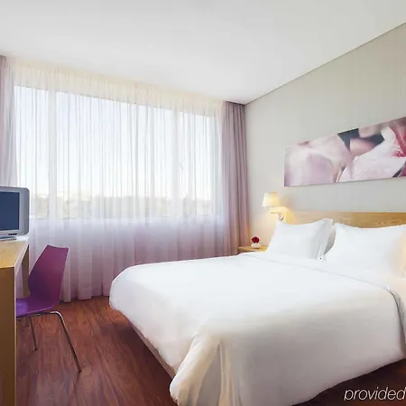 Hotell Hf Fenix Garden 3*