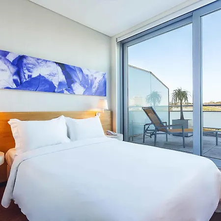 Hf Fenix Garden Hotell