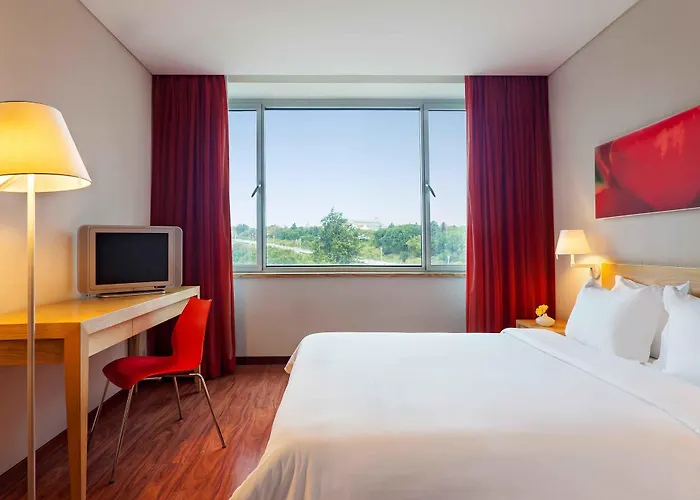 Hf Fenix Garden Hotel 3*